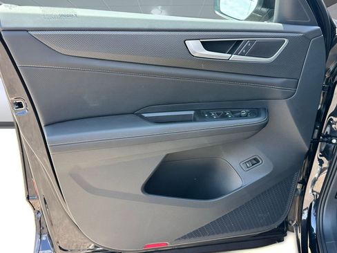 New 2026 Volkswagen Atlas Cross Sport SEL image 12