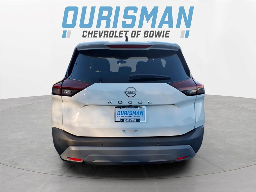 Used 2023 Nissan Rogue S FWD image 4