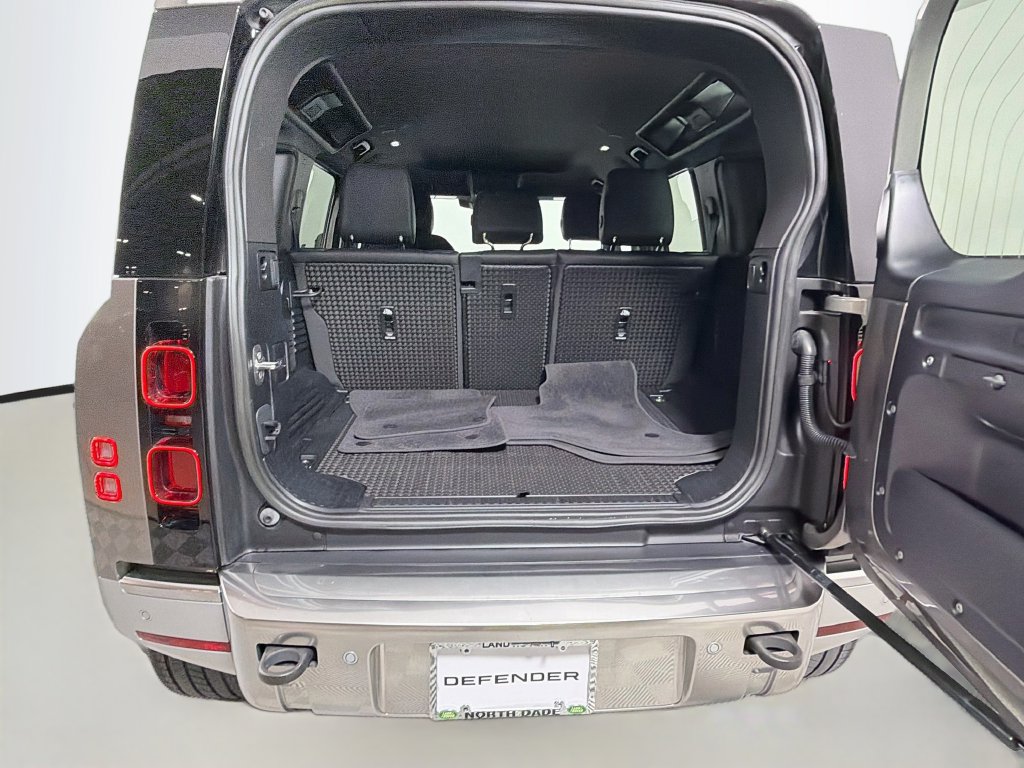 Certified 2023 Land Rover Defender 110 S AWD/4WD image 27