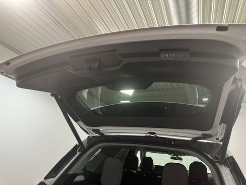 Used 2022 Ford Explorer XLT image 79