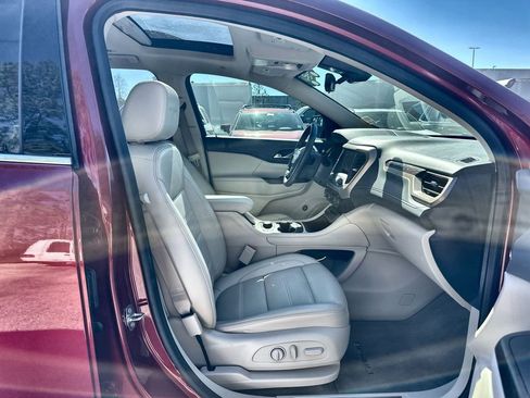 Certified 2023 GMC Acadia Denali w/ Denali Ultimate Package image 28