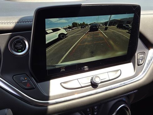 Used 2025 Chevrolet Blazer LT w/ Driver Confidence Package FWD image 18