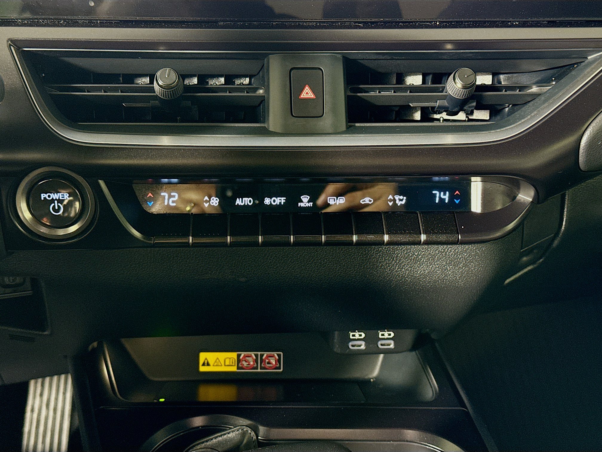 Used 2023 Lexus UX 250h AWD w/ Accessory Package (Z2) image 17