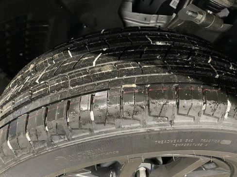 New 2026 Jeep Grand Cherokee Altitude AWD/4WD image 39