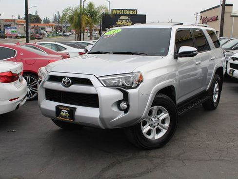 Used 2015 Toyota 4Runner SR5 Premium image 42