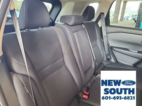 Used 2024 Nissan Rogue S image 30