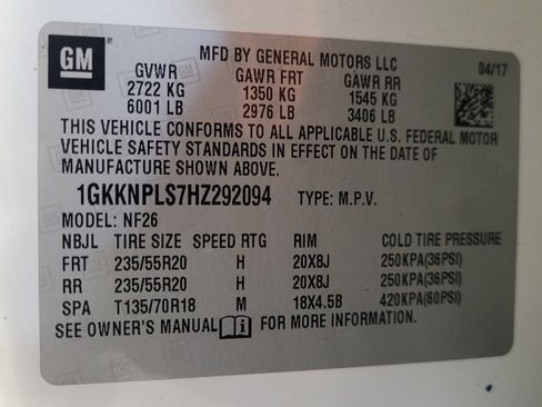 Used 2017 GMC Acadia Denali w/ Technology Package FWD image 33