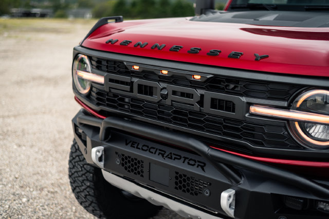 New 2026 Ford Bronco Raptor w/ Interior Carbon Fiber Pack AWD/4WD image 12