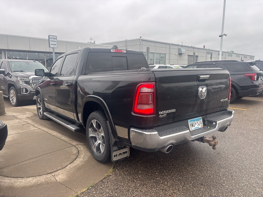 Used 2019 RAM 1500 Laramie AWD/4WD image 3