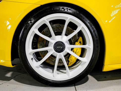 Used 2015 Porsche 911 GT3 image 45