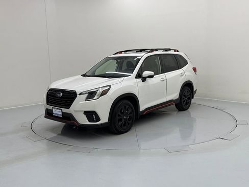Used 2024 Subaru Forester Sport image 2
