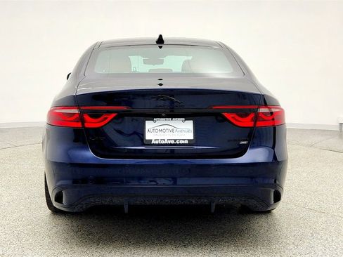 Used 2022 Jaguar XF R-Dynamic SE image 6