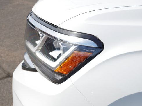 Certified 2023 Volkswagen Atlas Cross Sport SE w/ Black Wheel Package AWD/4WD image 16