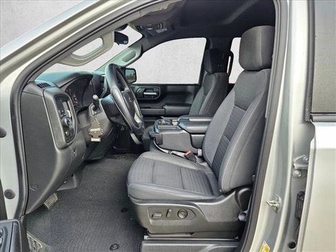 Certified 2022 Chevrolet Silverado 1500 Custom RWD image 13