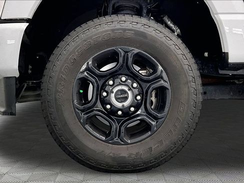 Certified 2024 Ford F250 XL w/ STX Appearance Package AWD/4WD image 8