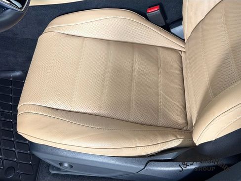 Used 2025 Mercedes-Benz GLE 450e 4MATIC image 25