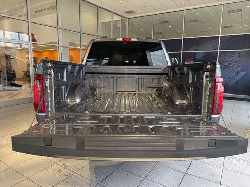 Used 2024 Ford F150 XLT w/ Mobile Office Package image 12