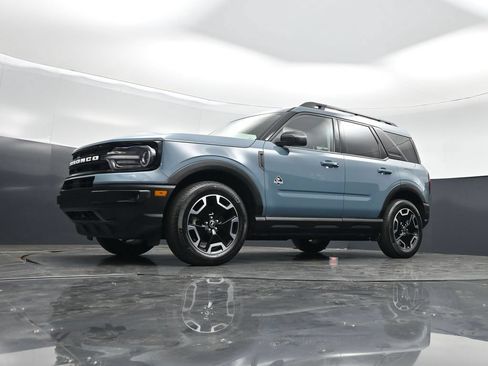Certified 2023 Ford Bronco Sport Outer Banks w/ Tech Package AWD/4WD image 42