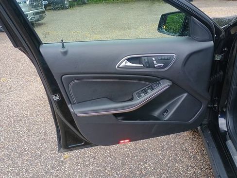 Used 2020 Mercedes-Benz GLA 250 4MATIC image 21
