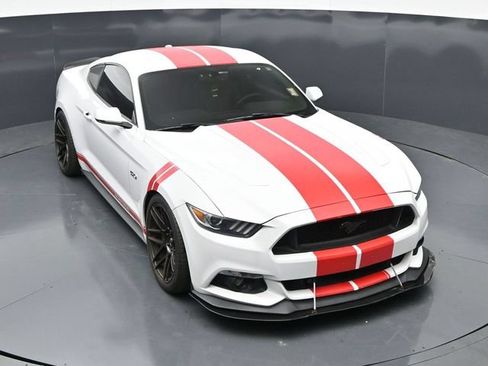 Used 2015 Ford Mustang GT Premium w/ GT Performance Package RWD image 31