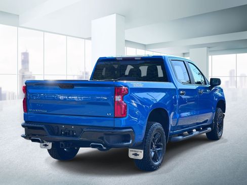 Used 2024 Chevrolet Silverado 1500 LT Trail Boss w/ Convenience Package II AWD/4WD image 4