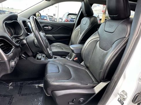 Used 2021 Jeep Cherokee Limited w/ Elite Package image 7