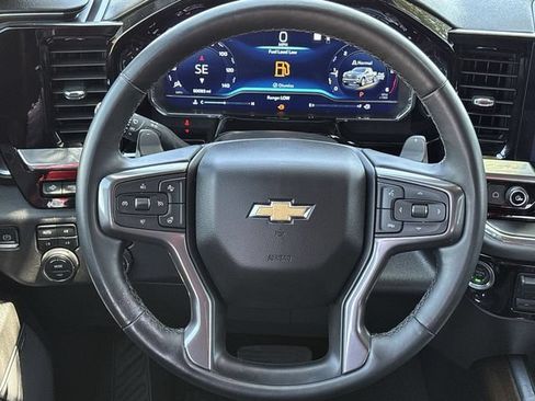 Certified 2023 Chevrolet Silverado 1500 High Country w/ Technology Package AWD/4WD image 13