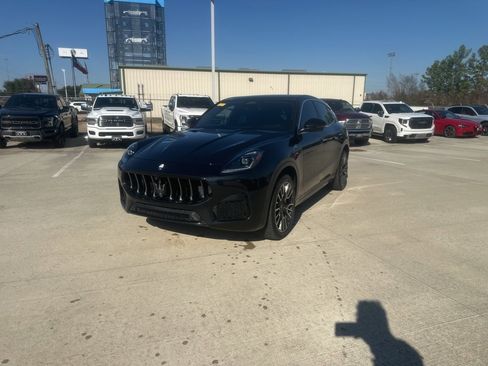 Used 2023 Maserati Grecale GT image 1