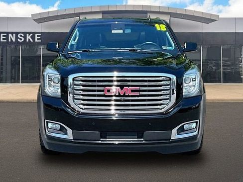 Used 2018 GMC Yukon SLT w/ Premium Edition AWD/4WD image 3