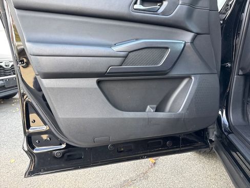 Used 2023 Nissan Pathfinder SL w/ SL Premium Package image 10