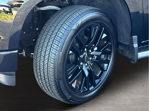 Used 2024 Chevrolet Silverado 1500 High Country image 24