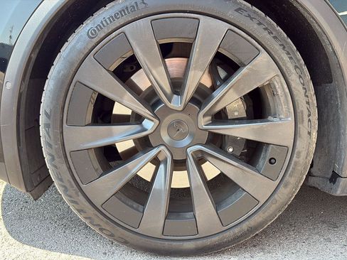 Used 2022 Tesla Model X Plaid AWD/4WD image 10