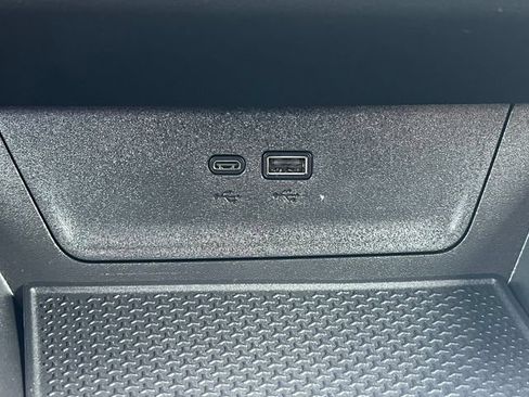 Used 2025 Chevrolet Equinox ACTIV w/ Convenience Package III AWD/4WD image 29