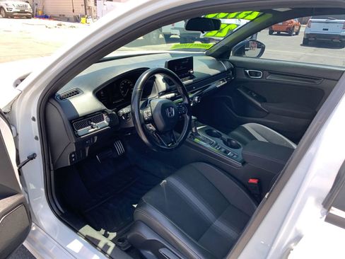Used 2022 Honda Civic Sport image 11