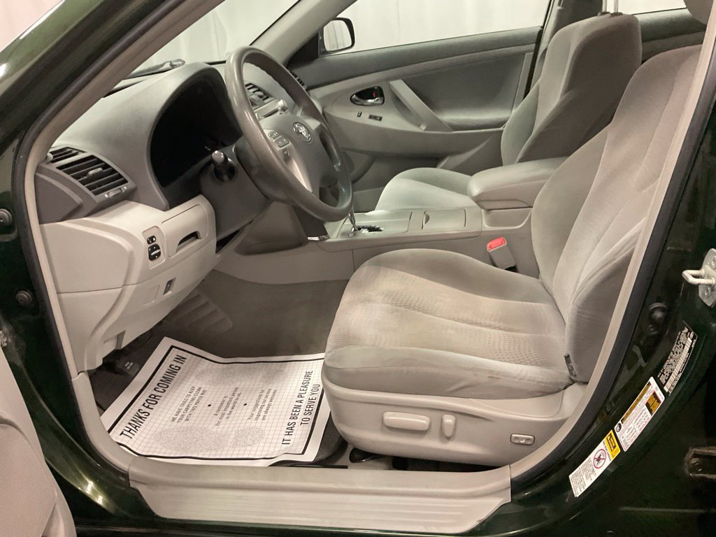 Used 2011 Toyota Camry LE w/ LE Extra-Value Pkg FWD image 13