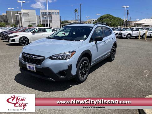 Used 2021 Subaru Crosstrek 2.0i image 1