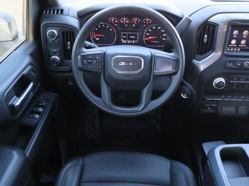 Used 2024 GMC Sierra 2500 Pro w/ Convenience Package image 22