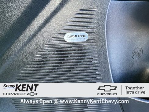 Used 2016 Dodge Challenger SXT Plus image 17