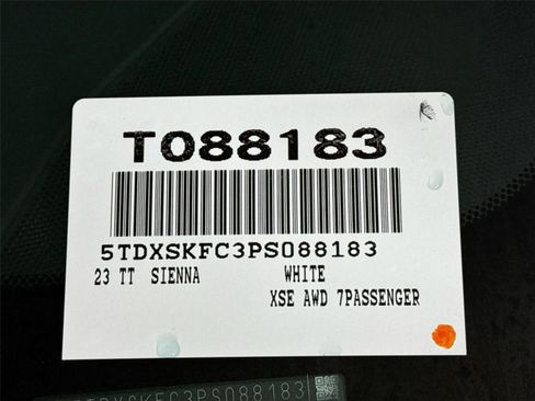 Certified 2023 Toyota Sienna XSE image 48