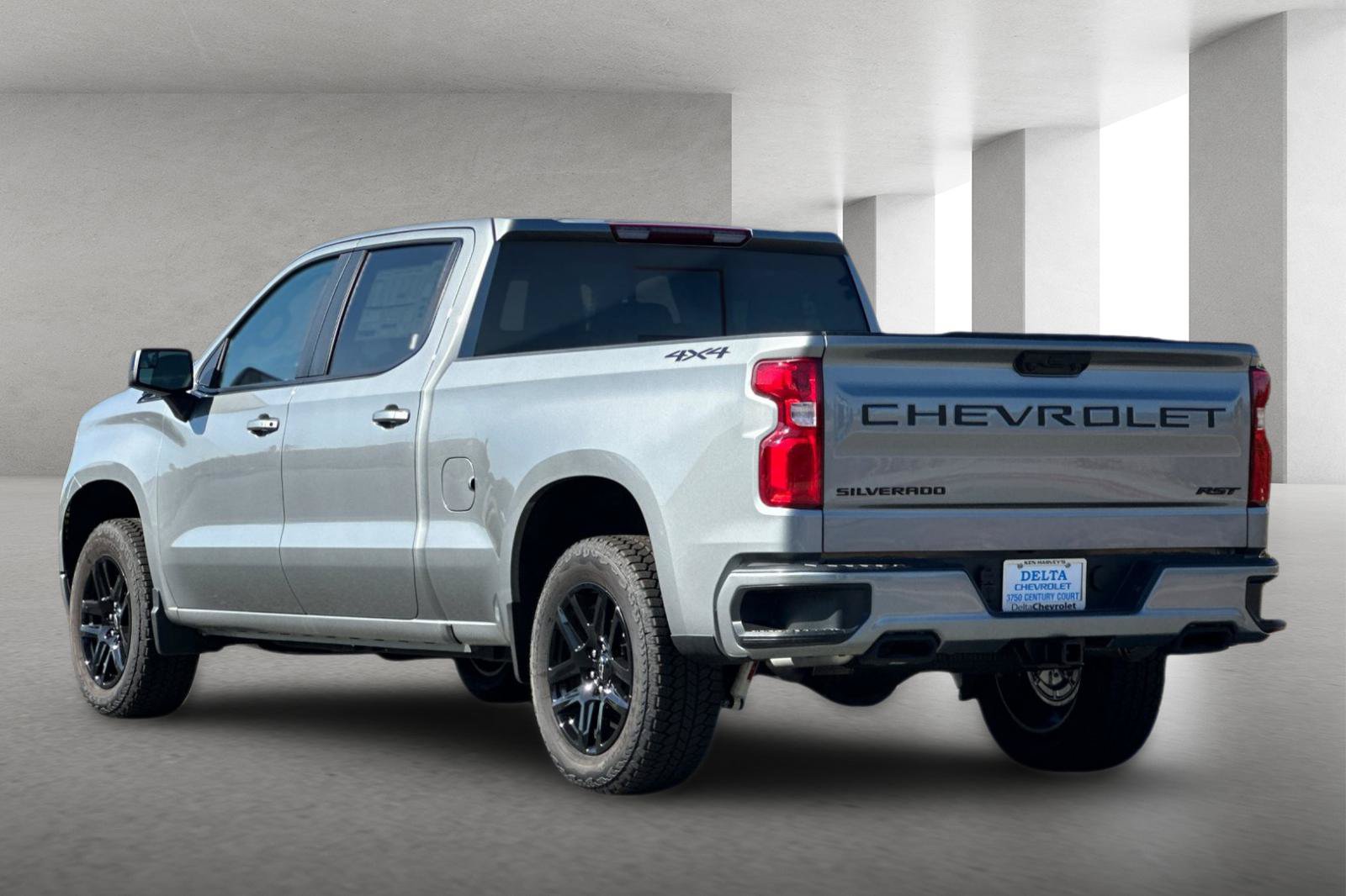 New 2026 Chevrolet Silverado 1500 RST w/ Dark Appearance Package AWD/4WD image 6