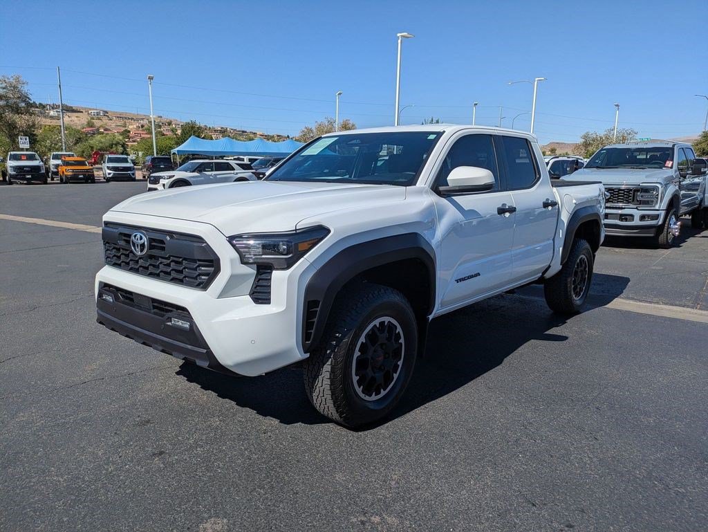 Used 2024 Toyota Tacoma TRD Off-Road w/ TRD Off Road Upgrade Package AWD/4WD image 7