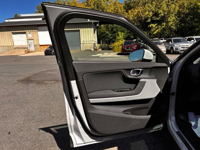 Used 2024 Polestar Polestar 2 AWD/4WD image 9