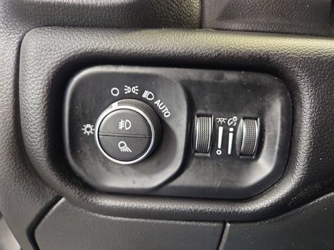 Used 2024 RAM 2500 Laramie AWD/4WD image 29