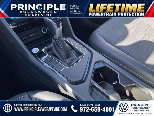 New 2027 Volkswagen Taos SE FWD image 21