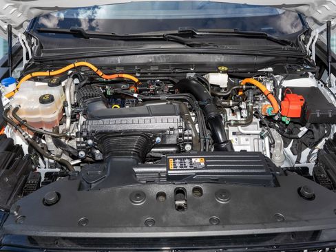 Used 2024 Lincoln Nautilus Reserve image 34