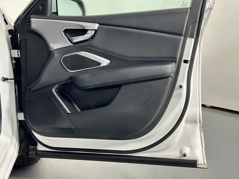 Used 2023 Acura RDX Base image 9