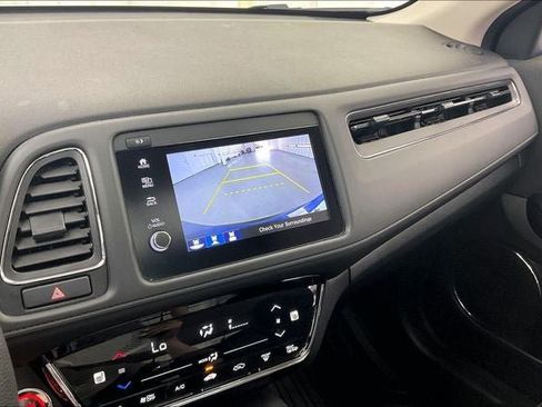 Certified 2022 Honda HR-V EX image 28