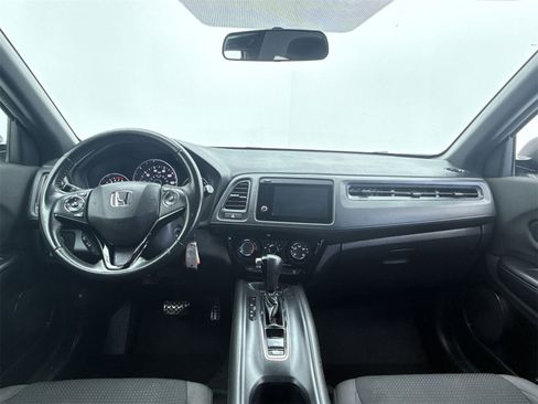 Used 2021 Honda HR-V Sport image 21