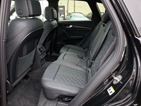 Used 2023 Audi SQ5 Premium Plus w/ Premium Plus Package AWD/4WD image 10