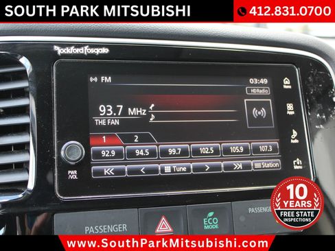 Used 2017 Mitsubishi Outlander SEL AWD/4WD image 21